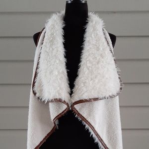 Sleeveless Cardigan